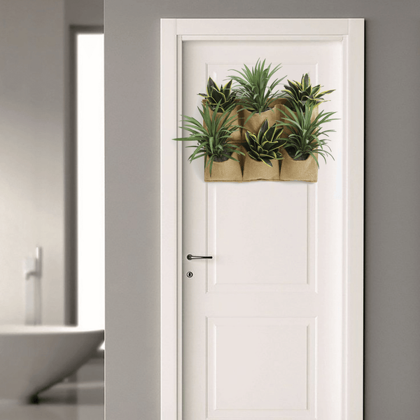 6 pocket garden on door